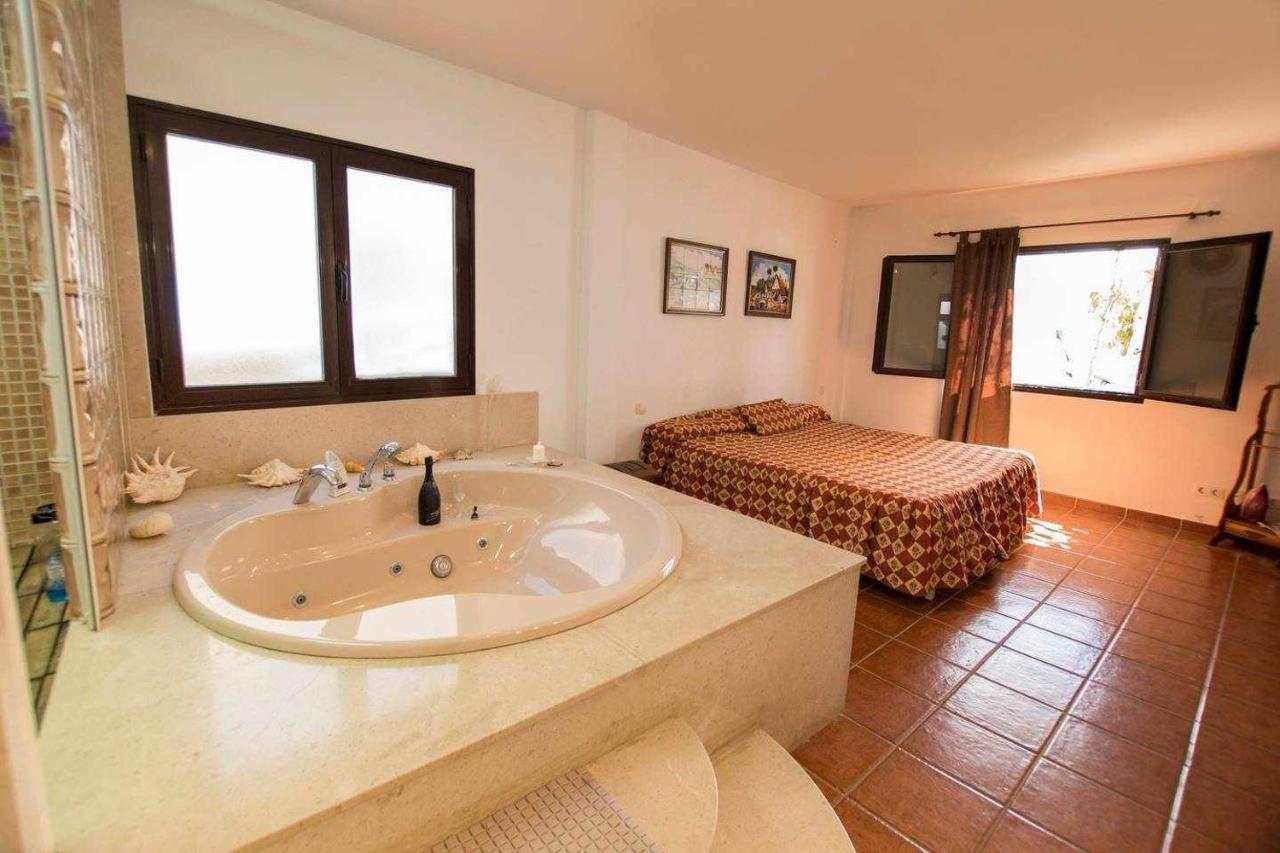 Villa Palacios Herrero Tahiche 외부 사진